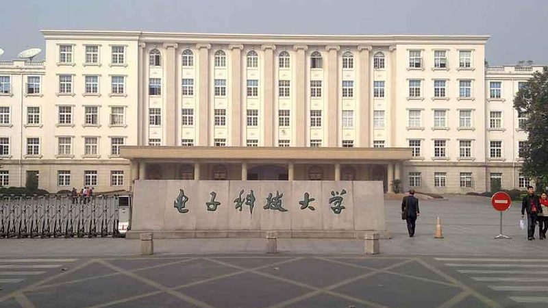 揭秘 PCB 打樣公司排名背后的考量因素
