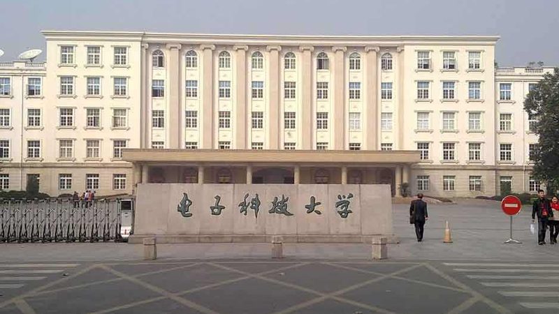 SMT貼片加工：揭秘如何精準選擇