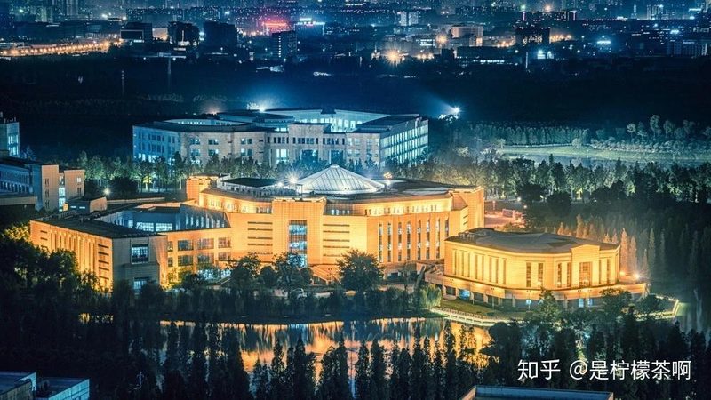 三極管放大倍數：揭秘其參數表背后的關鍵指標